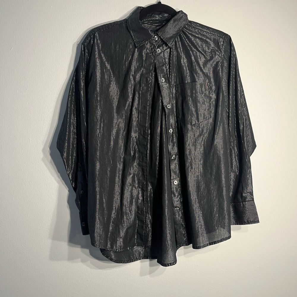Gap “The Big Shirt” button down, silver and black